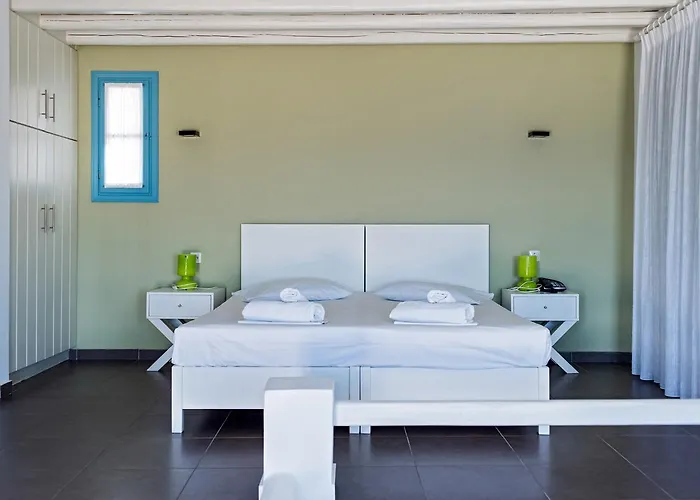 Aeri 3* Folégandros