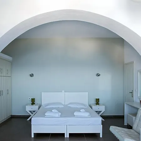 Hotel apartamentowy Aeri Folégandros