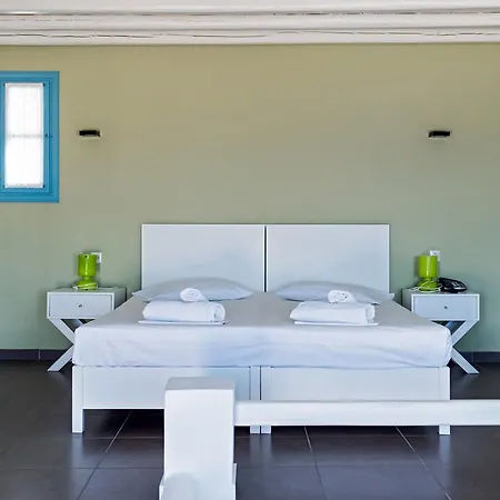 Aeri 3* Folégandros