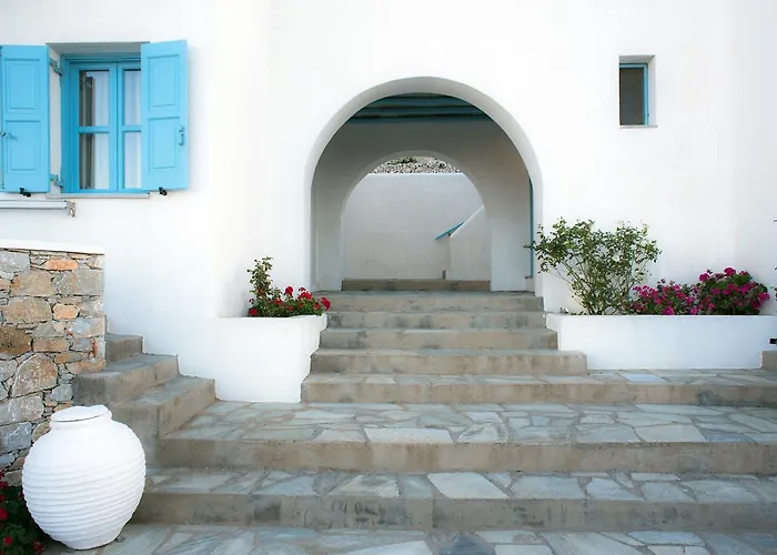Aeri Folegandros Town
